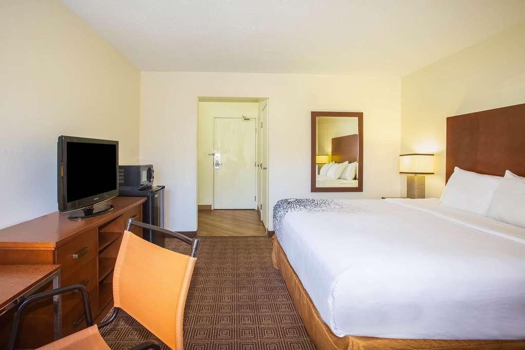 Baymont By Wyndham Columbia, Mo Hotel Instalações foto