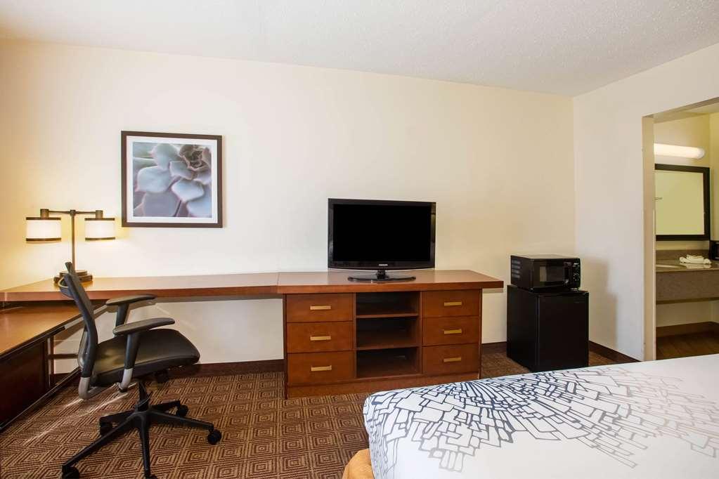 Baymont By Wyndham Columbia, Mo Hotel Instalações foto