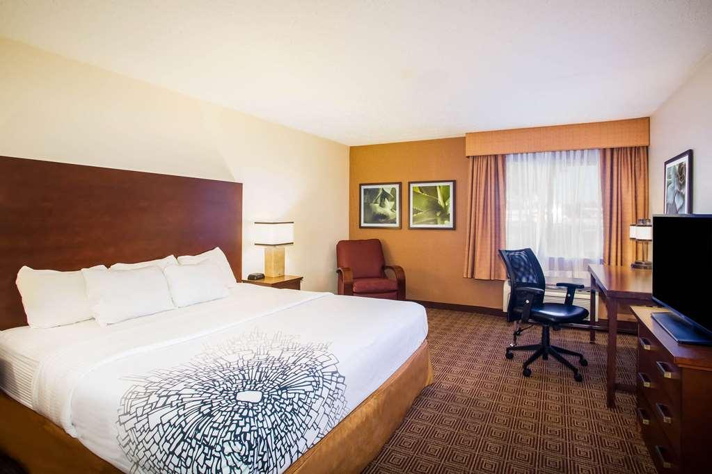 Baymont By Wyndham Columbia, Mo Hotel Quarto foto